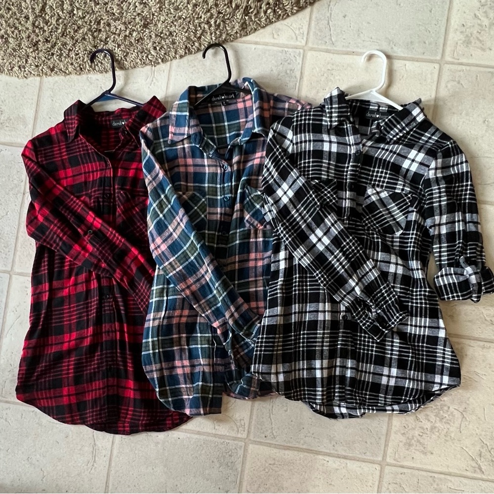 Pack of 3 women’s flannel shirts